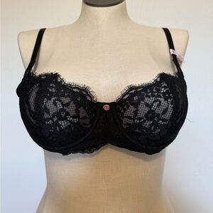Victoria's Secret Black Lace Underwire Bra